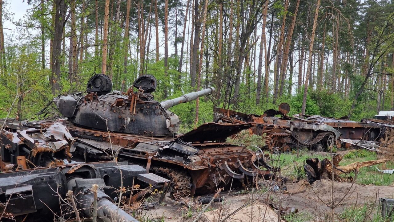 Russian Strikes Decimate Ukrainian Libraries, Erasing Cultural Heritage
