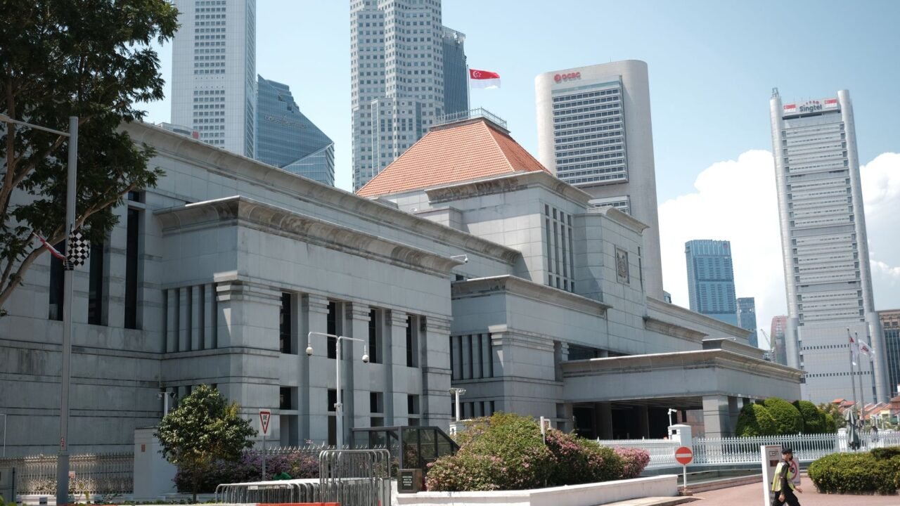 Singapore PM’s Salary Hike Aligns with Policy to Attract Top Public Sector Talent