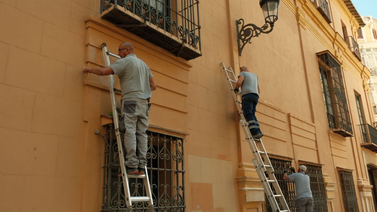 Spain’s ‘Cayetanos’: Young Conservatives Embrace Preppy Style Amid Political Shift