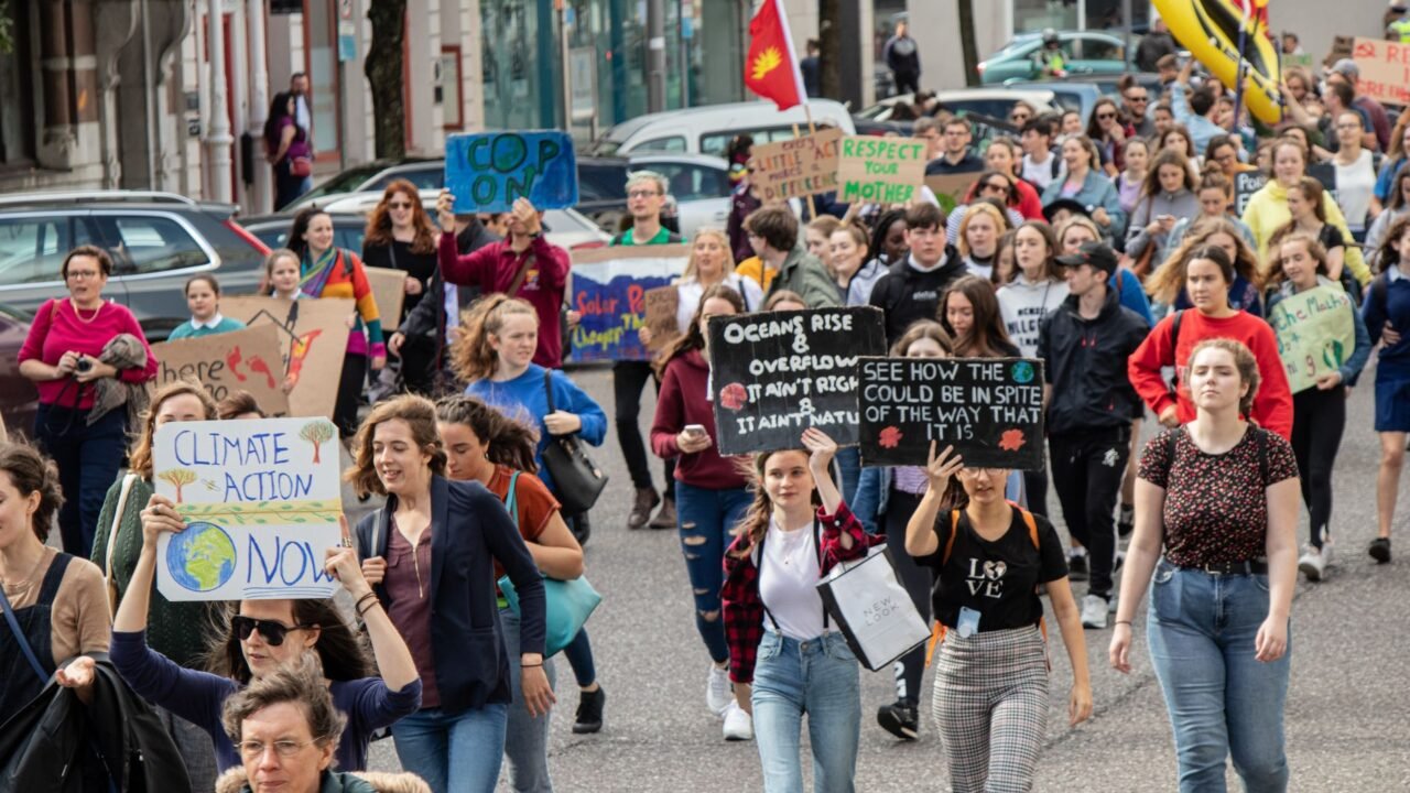 Northern Ireland Town Erupts in Protest Over Contentious Sectarian Parade