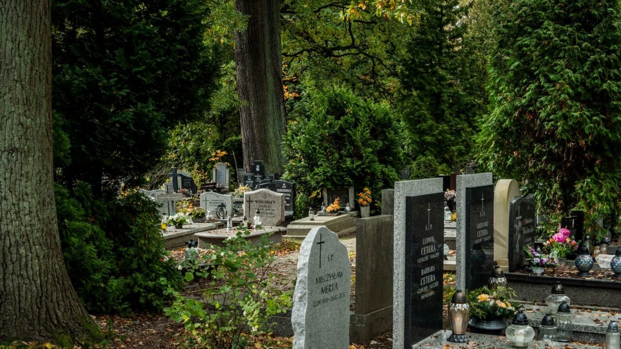 Serbian Government Backs War Criminal’s Funeral Amidst Controversy