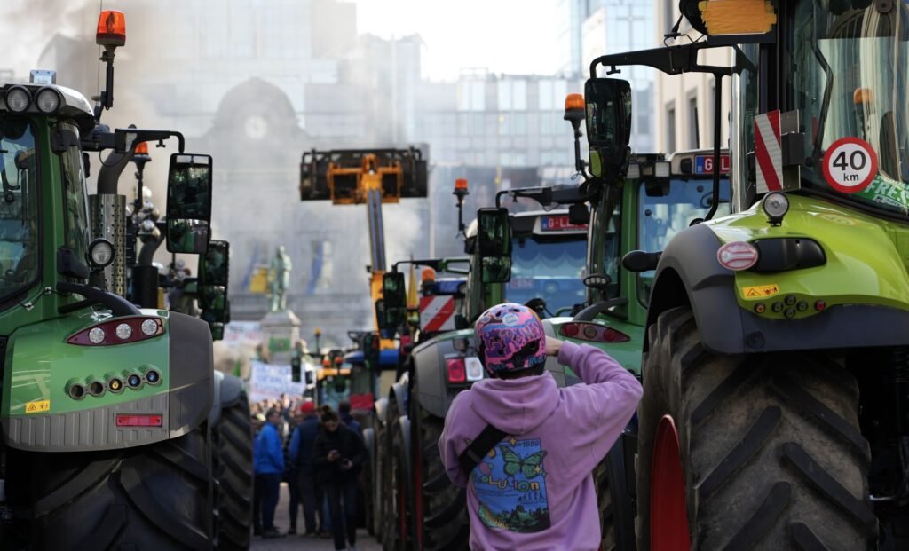 Tractors Clog Copenhagen as Farmers Protest Fertilizer Restrictions