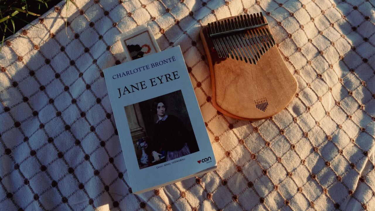 China Mandates ‘Jane Eyre’ for Ninth Graders, Highlighting Independence
