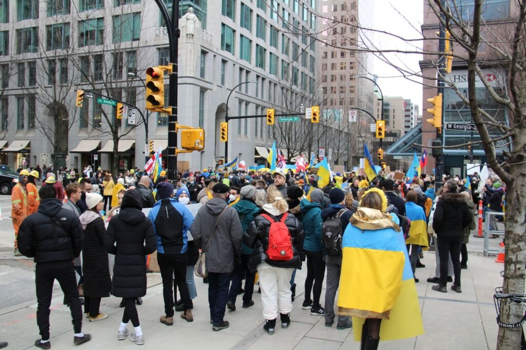 A Calgary Crowd Rallies for Canada as Alberta’s Vote on Succession Nears
