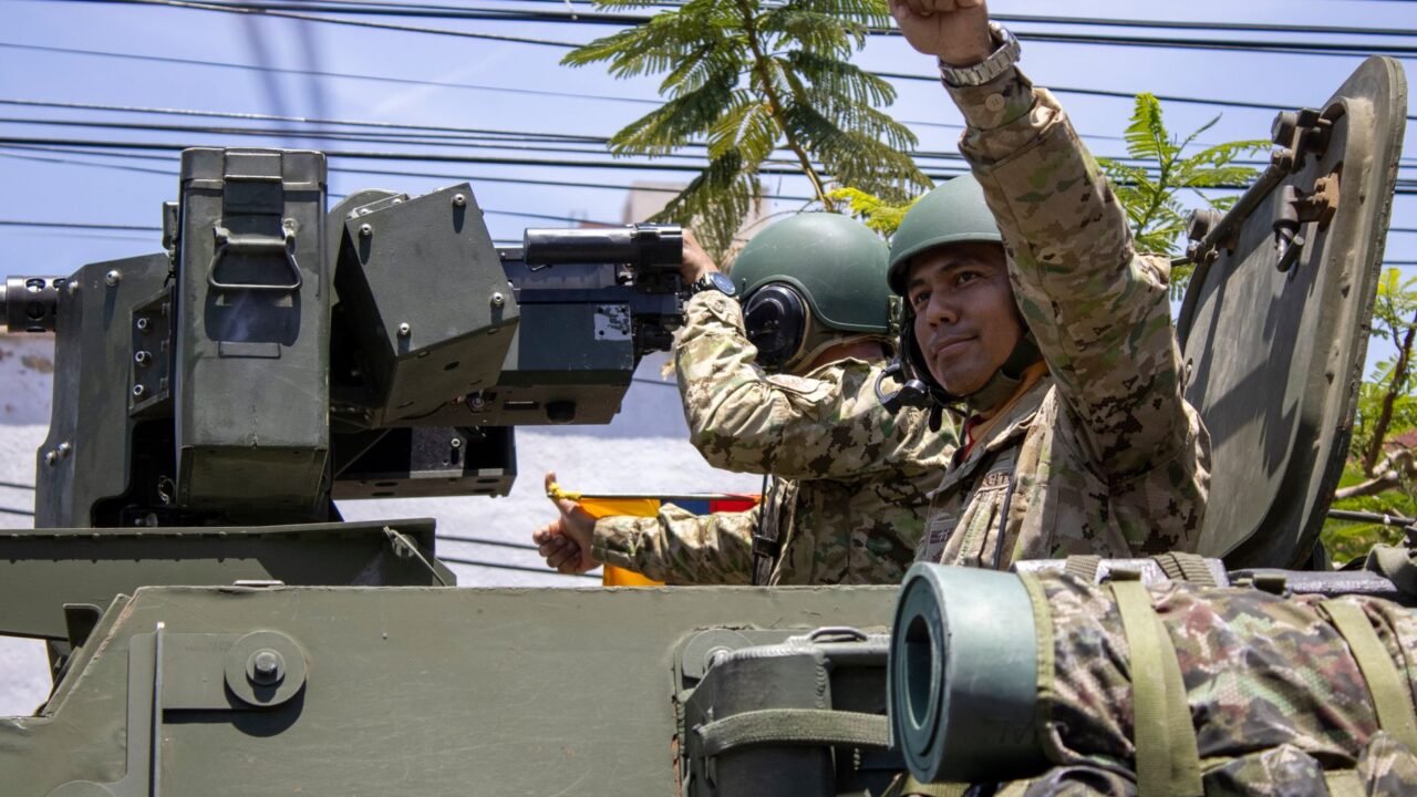 Five Salvadoran Peacekeepers Vanish in Haiti Amidst Gang Violence