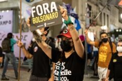 Flávio Bolsonaro Leaves Brazil for the U.S. After Election Defeat