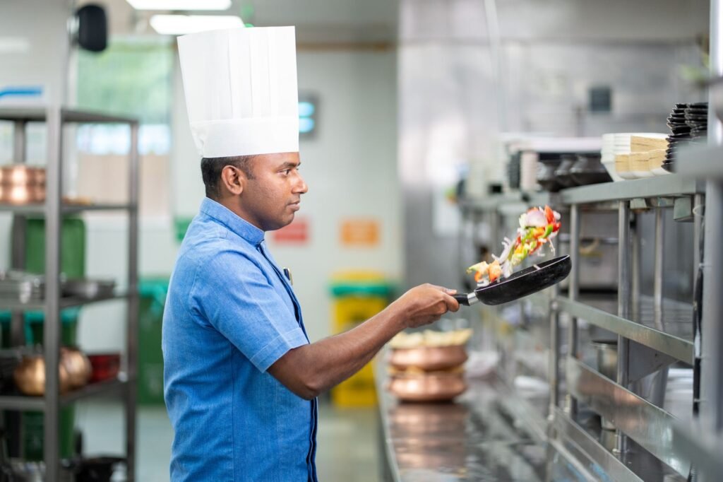 In India, a Food Inspector Sparks Fear in Mumbai Restaurants
