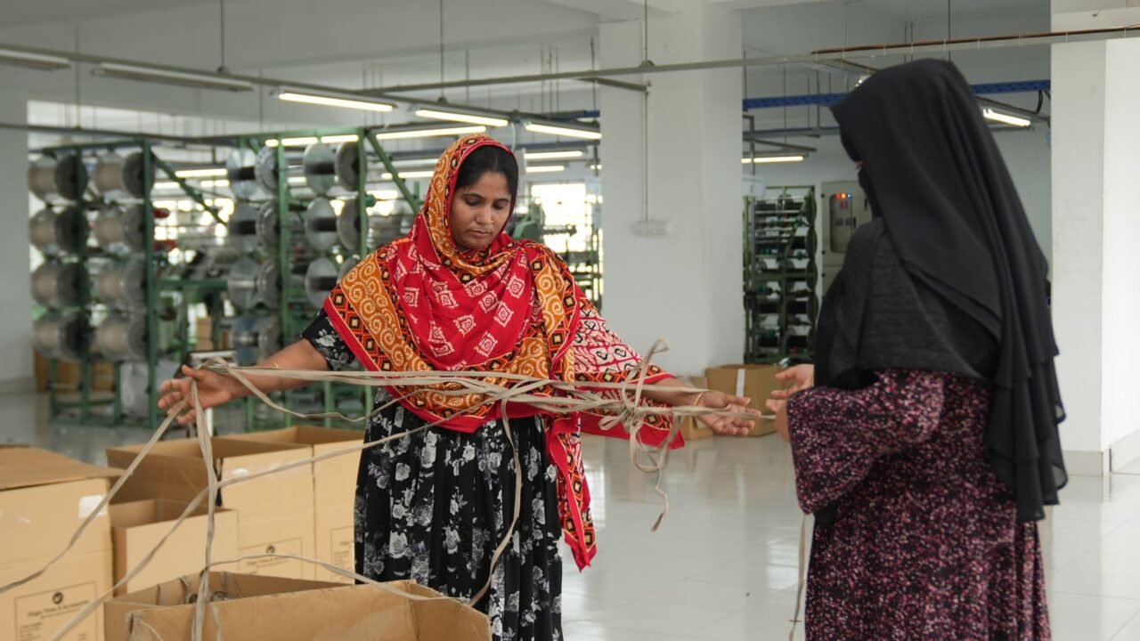India Post Empowers J&K Artisans for Global Market Access