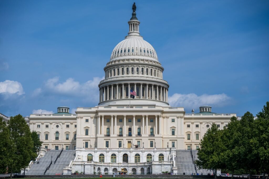 Senators Urge Trump to Reverse Diesel Deal With Putin