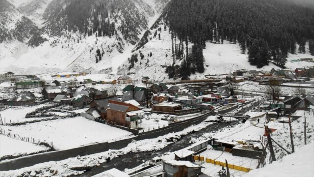 Sonamarg set to emerge as all-season sports hub: Omar Abdullah