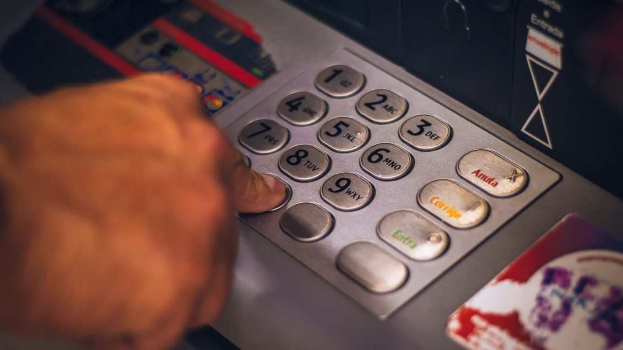 South Korea Probes AI’s Role in Recent Bank Data Breaches
