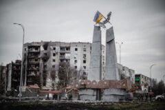 Trapped in a Kill Zone, a Ukrainian City Is Beginning to Starve