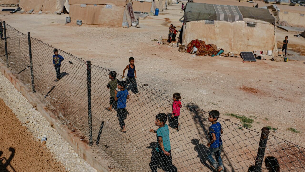 US Plans Afghan Deportations Amid Persecution Concerns